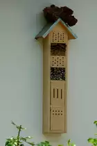 Insektenhotel, gesehen in Freiburg, Mai 2012